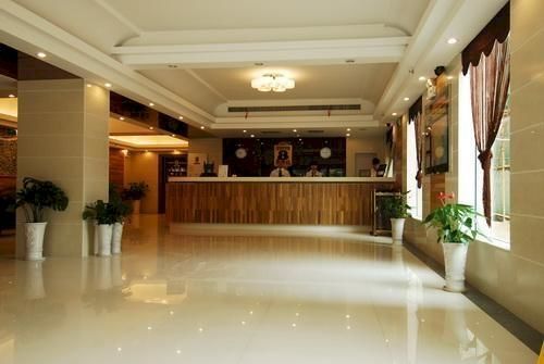 Super 8 Anyang Hong Qi Road Hotel Екстериор снимка